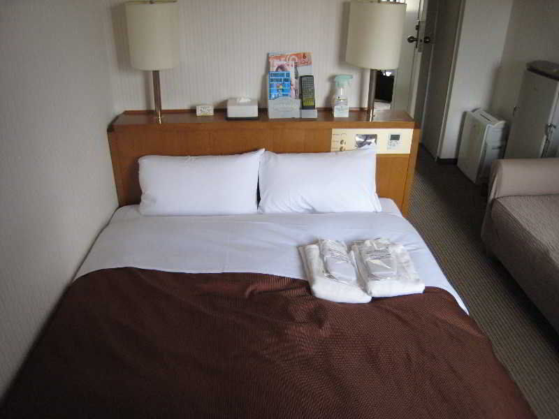 Toyoko Inn Tokyo Asakusa Senzoku Tsukuba Express ภายนอก รูปภาพ