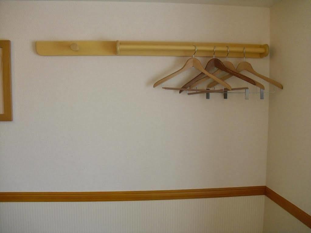 Toyoko Inn Tokyo Asakusa Senzoku Tsukuba Express ภายนอก รูปภาพ