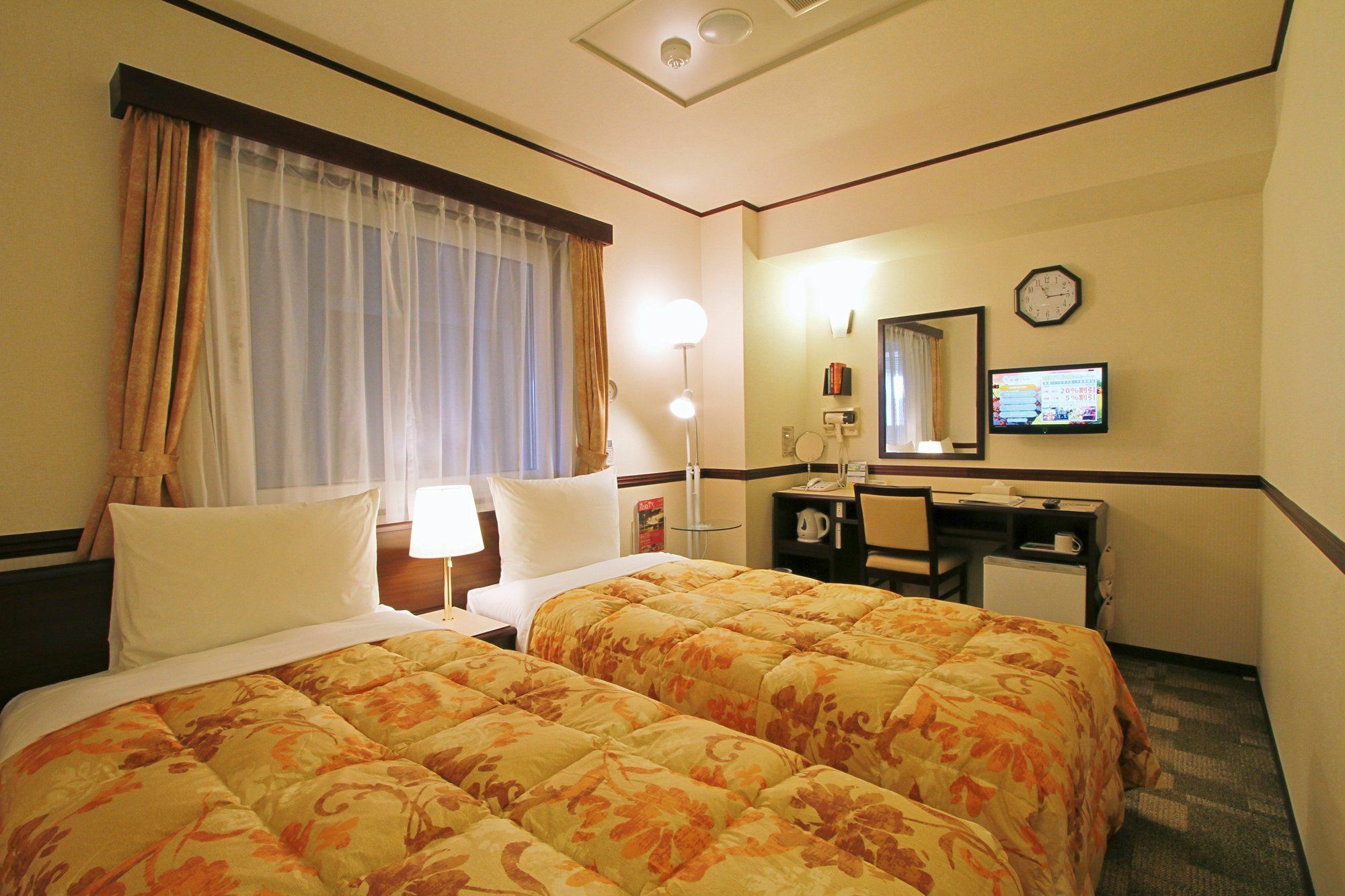 Toyoko Inn Tokyo Asakusa Senzoku Tsukuba Express ภายนอก รูปภาพ